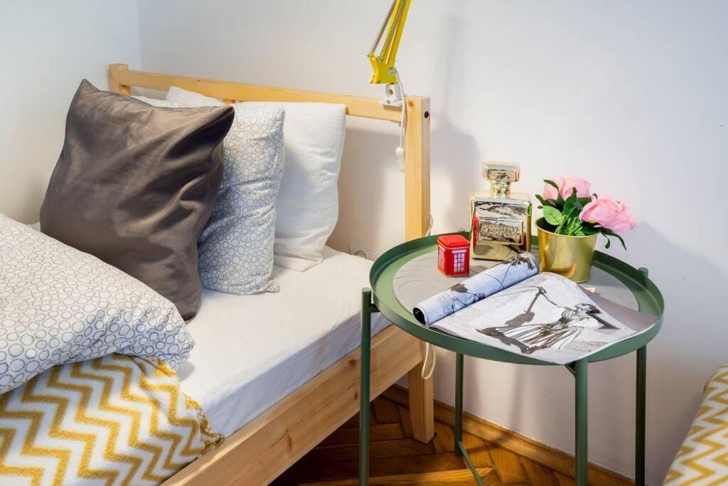 Blue Peace-Apartment With Free Parking In Center For 1-6 People Krakow Exterior photo