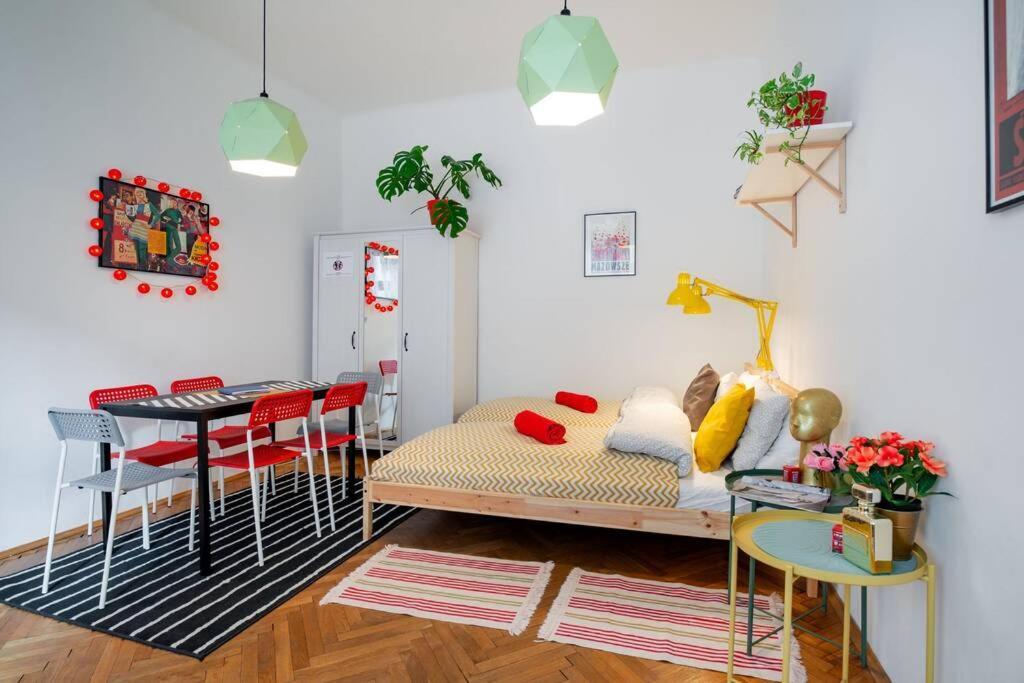 Blue Peace-Apartment With Free Parking In Center For 1-6 People Krakow Exterior photo